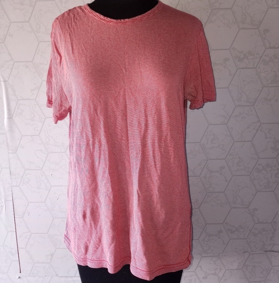 H&M red and white striped scoop neck short sleeve t-shirt - Picture 4 of 10